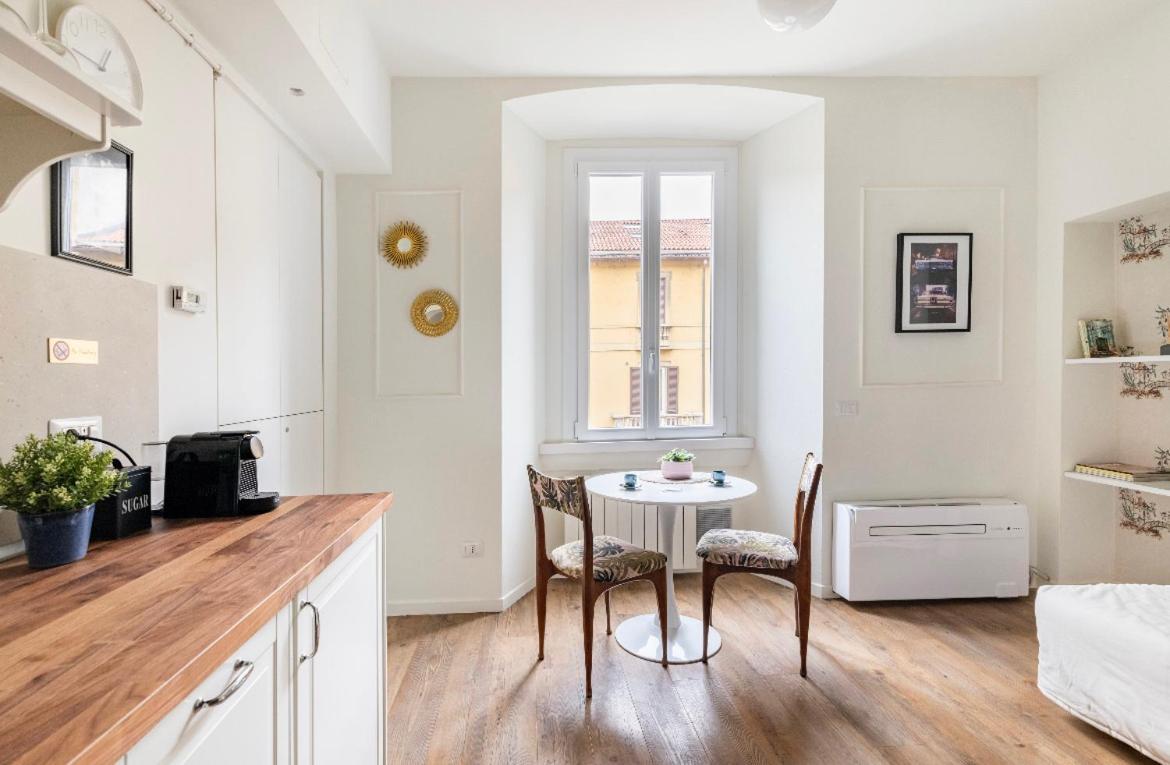 Ripa Apartments Milano - Via Vigevano Navigli Luaran gambar