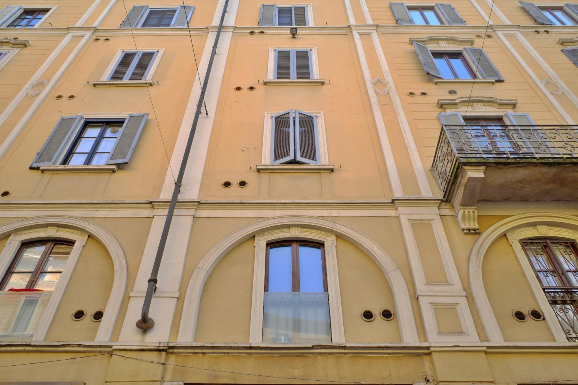 Ripa Apartments Milano - Via Vigevano Navigli Luaran gambar